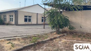 Продаю помещение под бизнес, 450 кв.м, с. Сокулук, 140 000 $, б/п